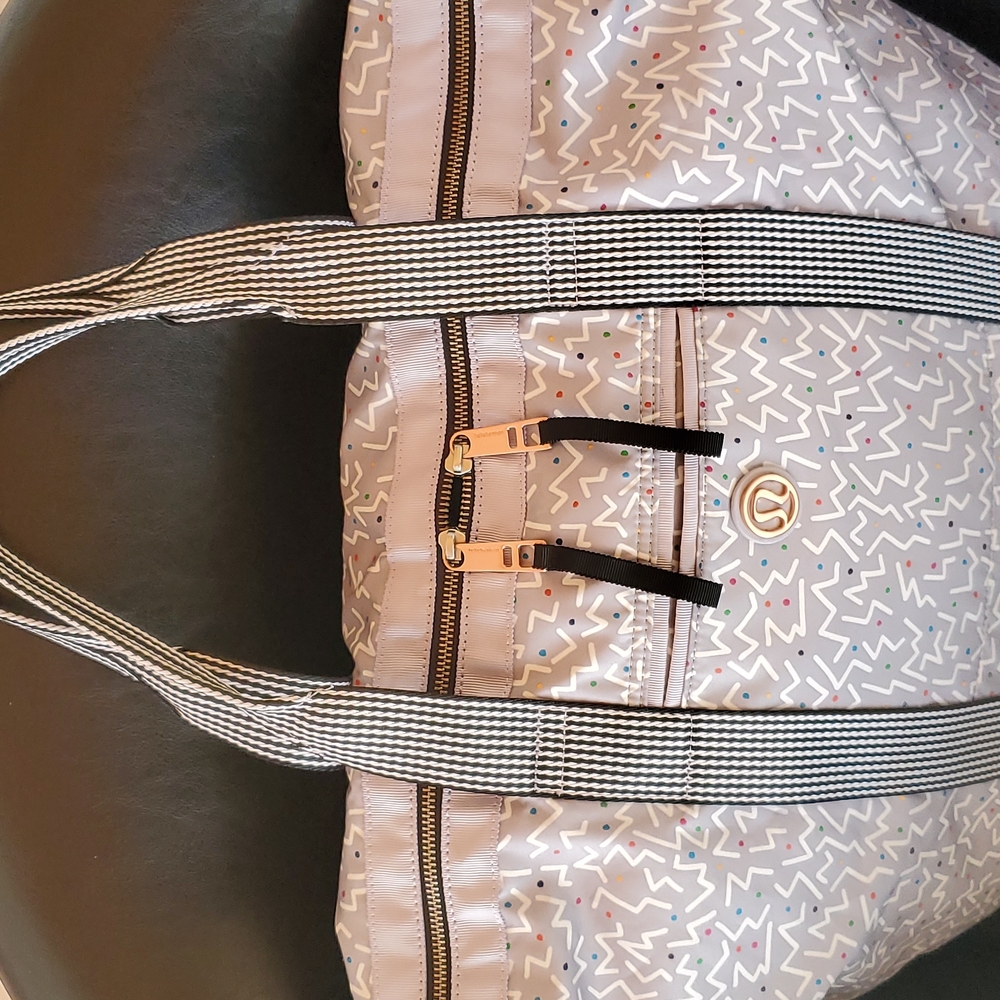 Lululemon All Day Asana Tote *Seawheeze 2015 Seawheeze - AQPG / SIFO - Picture 2 of 13